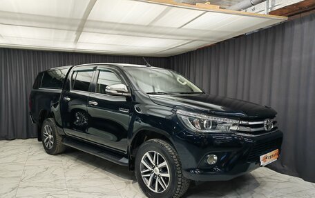 Toyota Hilux VIII, 2015 год, 3 300 000 рублей, 3 фотография