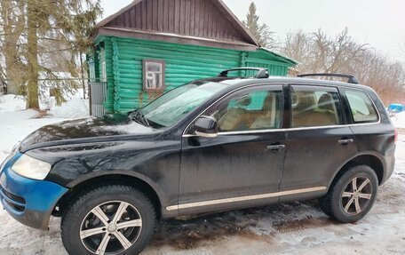 Volkswagen Touareg III, 2004 год, 650 000 рублей, 4 фотография