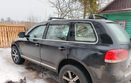 Volkswagen Touareg III, 2004 год, 650 000 рублей, 3 фотография