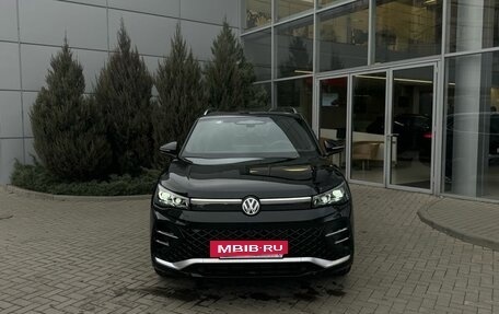 Volkswagen Tiguan, 2024 год, 5 750 000 рублей, 2 фотография