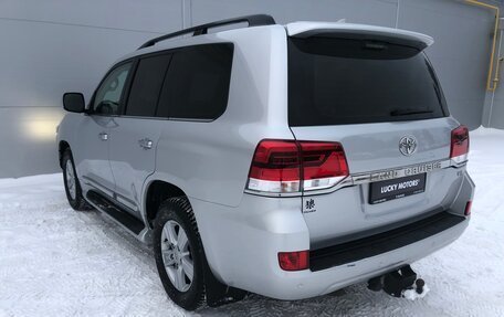 Toyota Land Cruiser 200, 2016 год, 5 997 000 рублей, 8 фотография