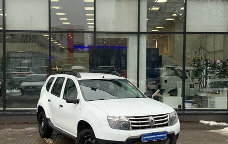 Renault Duster I рестайлинг, 2014 год, 830 000 рублей, 3 фотография