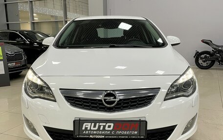 Opel Astra J, 2011 год, 1 057 000 рублей, 3 фотография