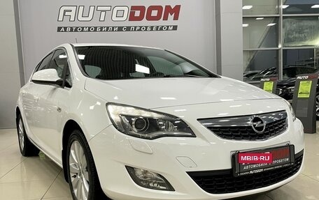 Opel Astra J, 2011 год, 1 057 000 рублей, 2 фотография