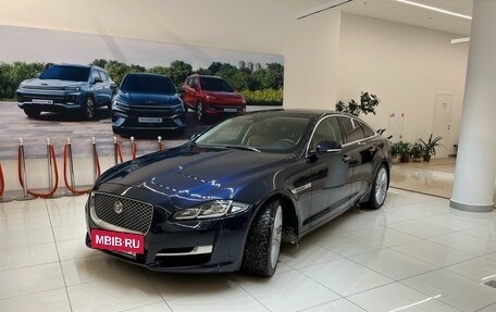 Jaguar XJ IV (X351), 2016 год, 3 500 000 рублей, 2 фотография