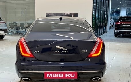 Jaguar XJ IV (X351), 2016 год, 3 500 000 рублей, 14 фотография