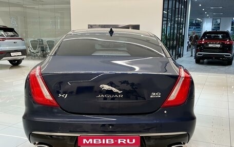 Jaguar XJ IV (X351), 2016 год, 3 500 000 рублей, 11 фотография