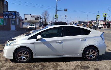 Toyota Prius, 2011 год, 1 000 000 рублей, 4 фотография