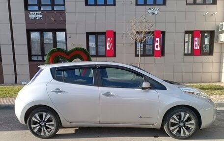 Nissan Leaf I, 2014 год, 1 390 000 рублей, 11 фотография