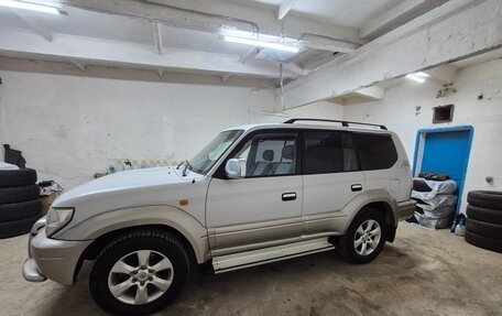 Toyota Land Cruiser Prado 90 рестайлинг, 1999 год, 1 000 000 рублей, 5 фотография