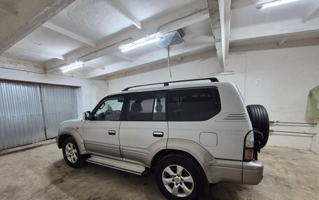 Toyota Land Cruiser Prado 90 рестайлинг, 1999 год, 1 000 000 рублей, 6 фотография