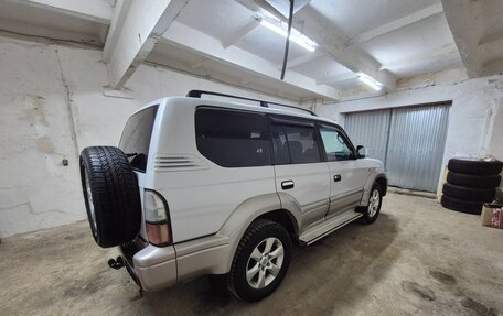 Toyota Land Cruiser Prado 90 рестайлинг, 1999 год, 1 000 000 рублей, 10 фотография