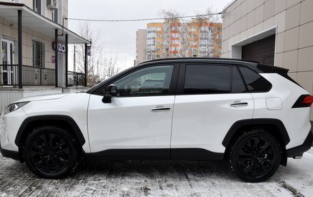 Toyota RAV4, 2020 год, 4 395 000 рублей, 3 фотография