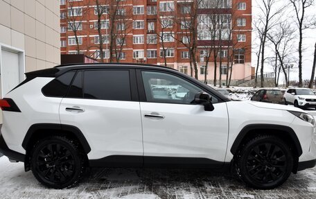 Toyota RAV4, 2020 год, 4 395 000 рублей, 9 фотография