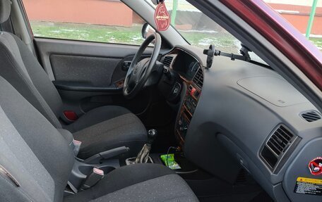 Hyundai Elantra III, 2001 год, 370 000 рублей, 6 фотография