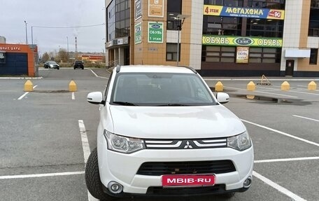 Mitsubishi Outlander III рестайлинг 3, 2012 год, 1 229 000 рублей, 1 фотография