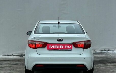 KIA Rio III рестайлинг, 2011 год, 650 000 рублей, 6 фотография