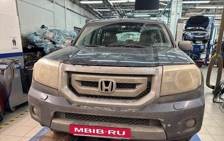 Honda Pilot III рестайлинг, 2011 год, 1 647 000 рублей, 7 фотография