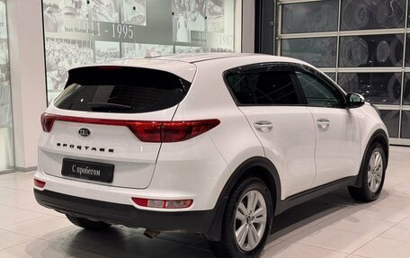 KIA Sportage IV рестайлинг, 2018 год, 2 100 000 рублей, 5 фотография