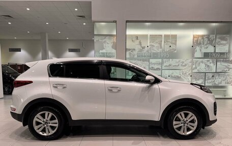 KIA Sportage IV рестайлинг, 2018 год, 2 100 000 рублей, 4 фотография