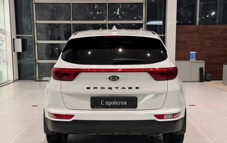 KIA Sportage IV рестайлинг, 2018 год, 2 100 000 рублей, 6 фотография