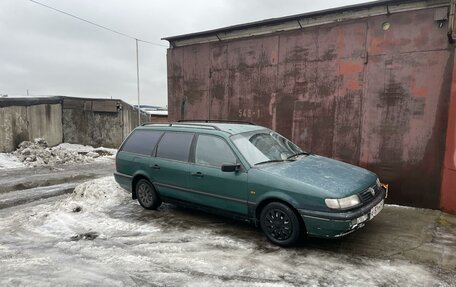 Volkswagen Passat B4, 1993 год, 135 000 рублей, 4 фотография