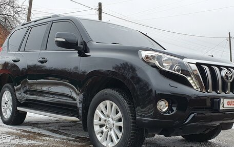 Toyota Land Cruiser Prado 150 рестайлинг 2, 2015 год, 4 200 000 рублей, 3 фотография