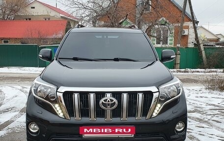 Toyota Land Cruiser Prado 150 рестайлинг 2, 2015 год, 4 200 000 рублей, 5 фотография