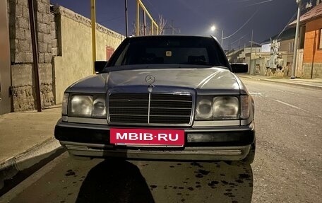 Mercedes-Benz W124, 1985 год, 220 000 рублей, 3 фотография