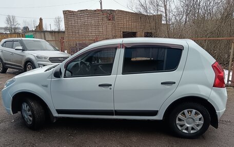 Renault Sandero I, 2013 год, 750 000 рублей, 1 фотография