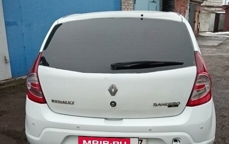 Renault Sandero I, 2013 год, 750 000 рублей, 4 фотография