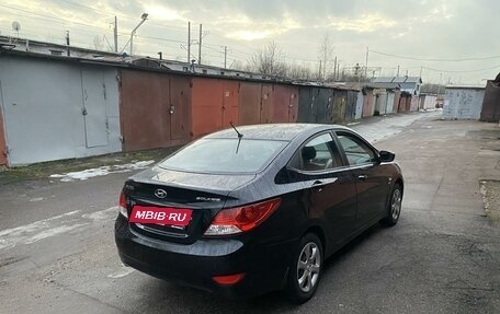 Hyundai Solaris II рестайлинг, 2011 год, 855 000 рублей, 11 фотография