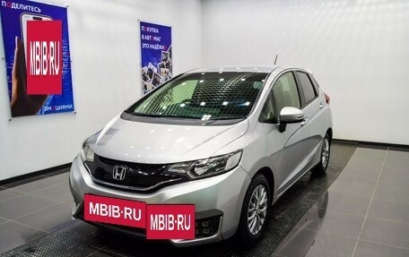 Honda Fit III, 2015 год, 876 000 рублей, 2 фотография