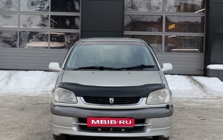 Toyota Raum I, 2000 год, 450 000 рублей, 8 фотография