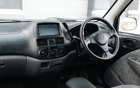 Toyota Raum I, 2000 год, 450 000 рублей, 15 фотография