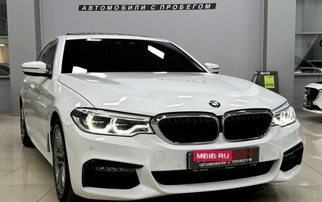 BMW 5 серия, 2018 год, 3 987 000 рублей, 2 фотография