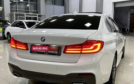 BMW 5 серия, 2018 год, 3 987 000 рублей, 9 фотография