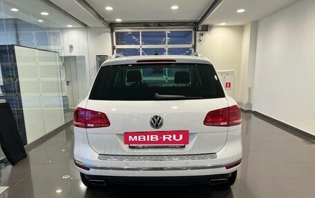 Volkswagen Touareg III, 2016 год, 3 570 000 рублей, 7 фотография