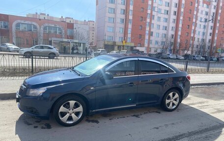 Chevrolet Cruze II, 2011 год, 1 000 000 рублей, 2 фотография