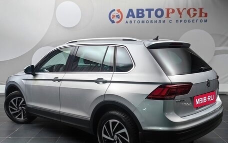 Volkswagen Tiguan II, 2018 год, 3 100 000 рублей, 2 фотография