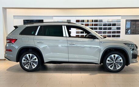 Skoda Kodiaq I, 2024 год, 5 650 000 рублей, 2 фотография