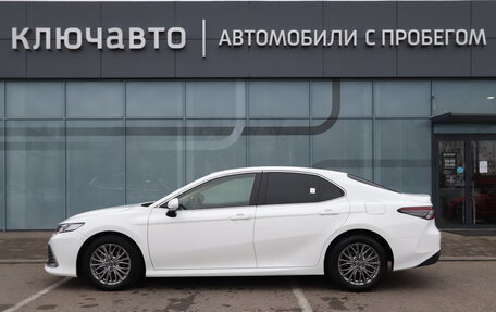 Toyota Camry, 2022 год, 3 550 000 рублей, 7 фотография