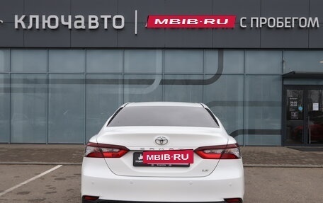 Toyota Camry, 2022 год, 3 550 000 рублей, 4 фотография