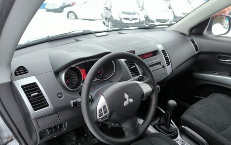 Mitsubishi Outlander III рестайлинг 3, 2008 год, 1 184 995 рублей, 10 фотография