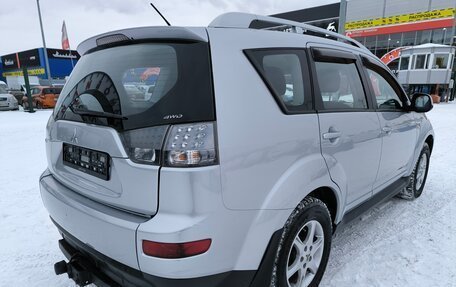 Mitsubishi Outlander III рестайлинг 3, 2008 год, 1 184 995 рублей, 7 фотография