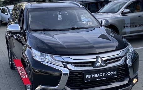 Mitsubishi Pajero Sport III рестайлинг, 2018 год, 2 450 000 рублей, 8 фотография