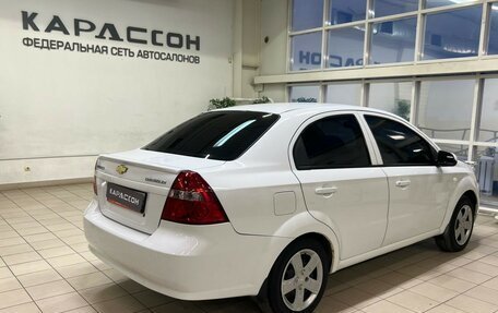 Chevrolet Aveo III, 2011 год, 680 000 рублей, 2 фотография