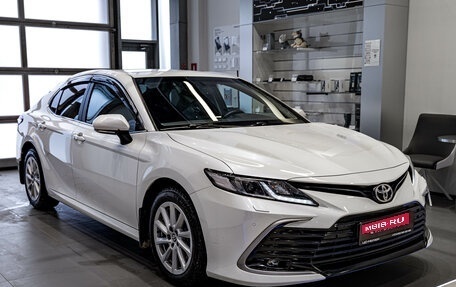 Toyota Camry, 2021 год, 3 550 000 рублей, 3 фотография