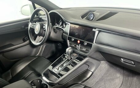 Porsche Macan I рестайлинг, 2023 год, 8 199 000 рублей, 13 фотография