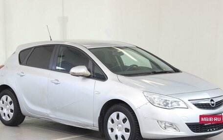 Opel Astra J, 2011 год, 540 000 рублей, 3 фотография